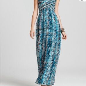 LAUNDRY by Shelli Segal Strapless Maxi Dress Size 2. Bermuda Blue Abstract Print